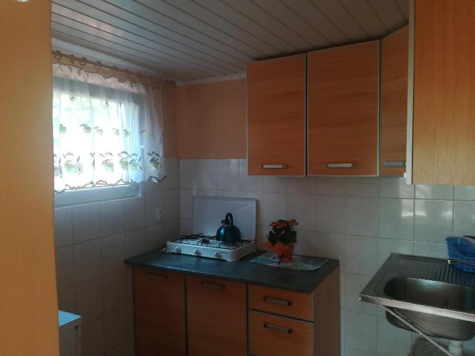 Pod Jablonia Villa Jezierzany Екстериор снимка