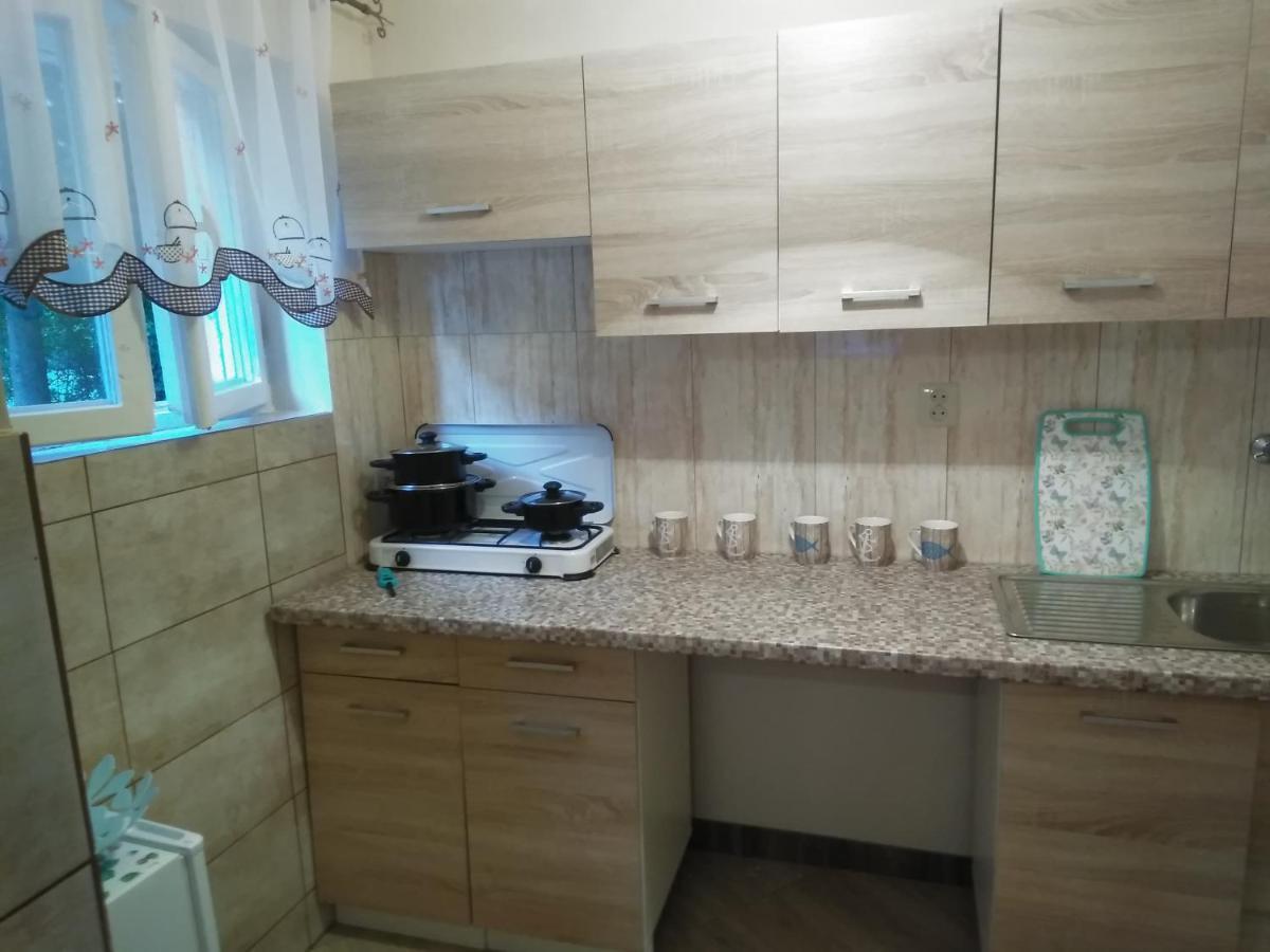 Pod Jablonia Villa Jezierzany Екстериор снимка
