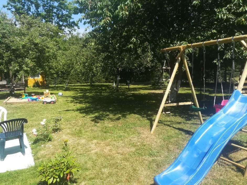 Pod Jablonia Villa Jezierzany Екстериор снимка