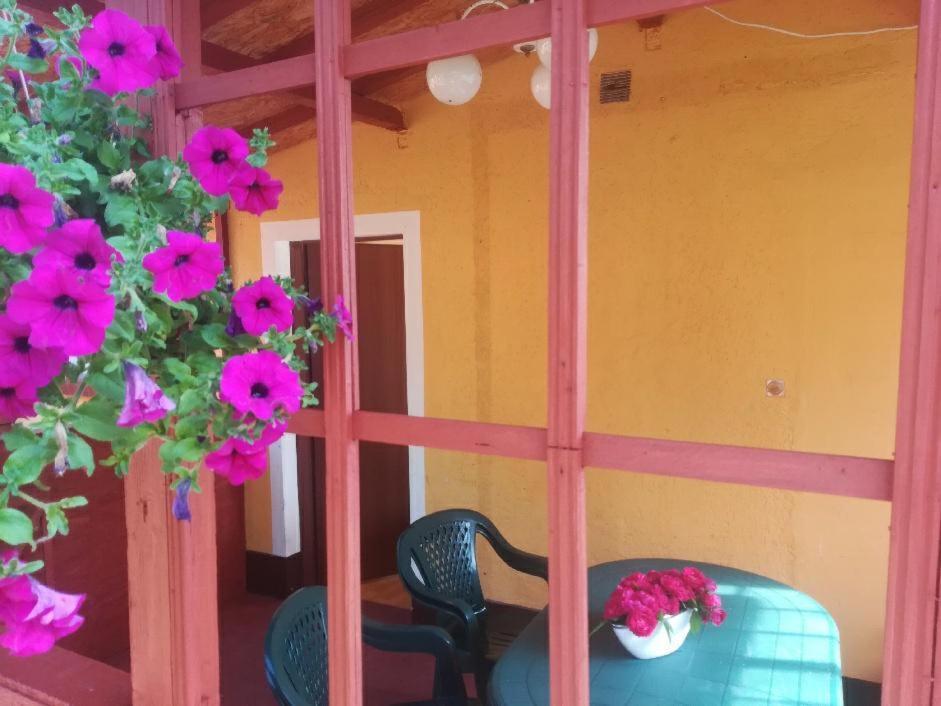 Pod Jablonia Villa Jezierzany Екстериор снимка